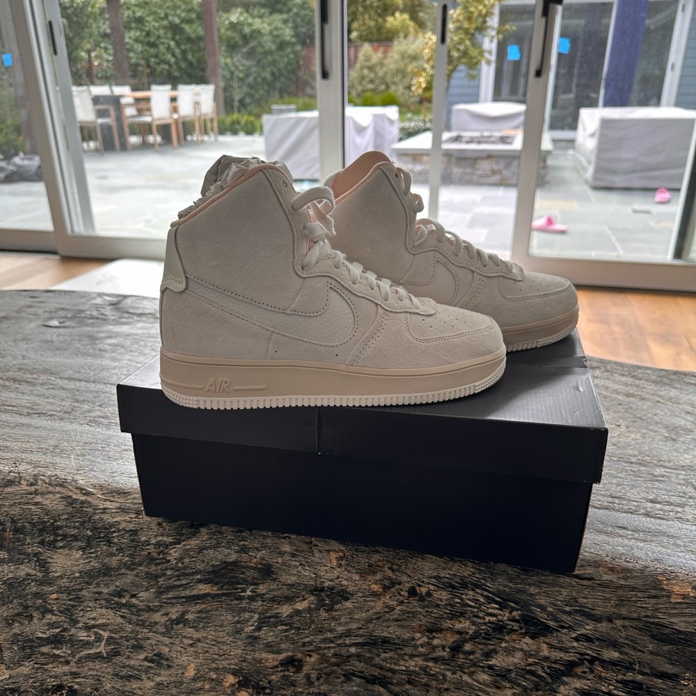 Nike Airforce 1 Sculpt Women’s Sneakers